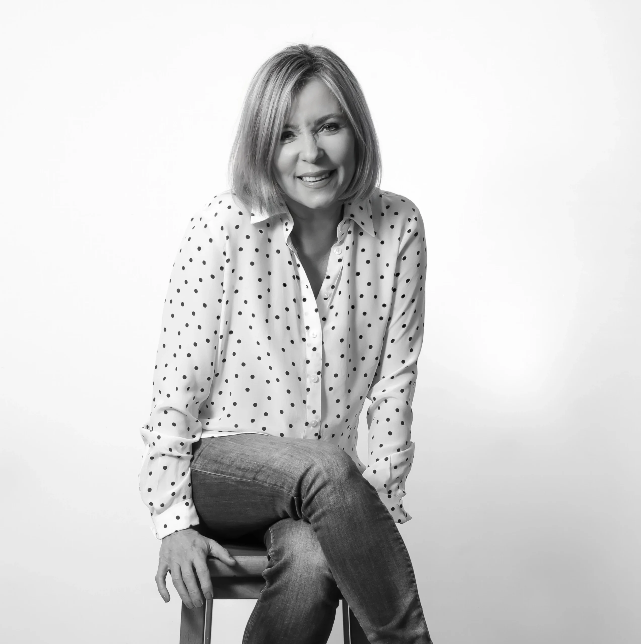 Shelley J Whitehead, author and relationship coach